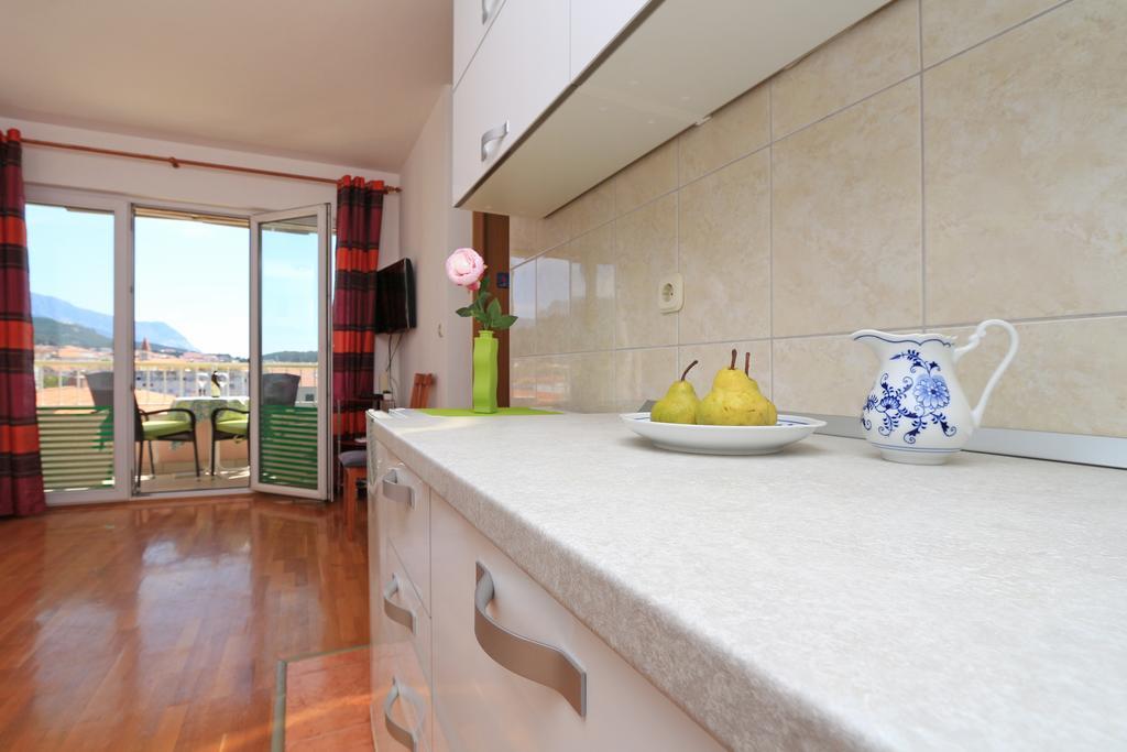 Central Beach Apartment Makarska Buitenkant foto